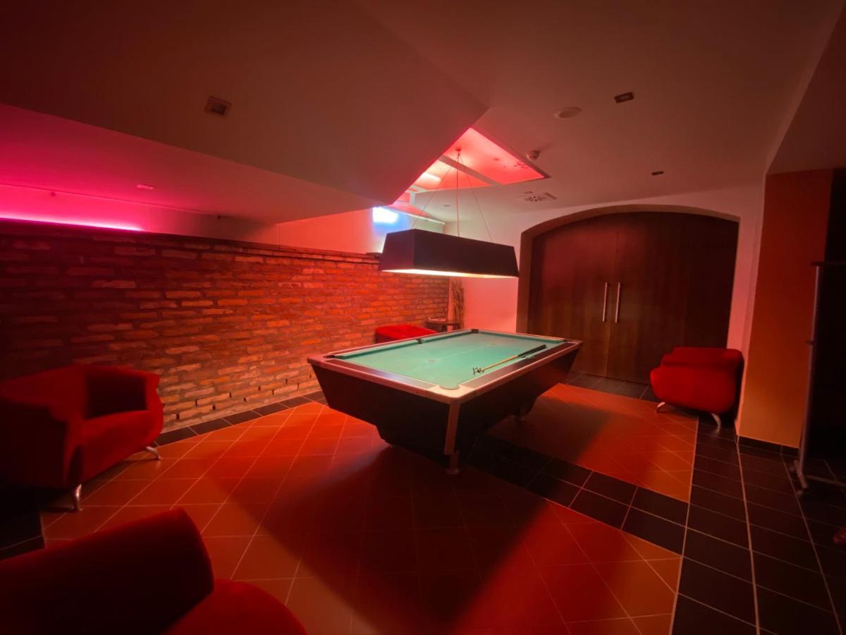 Boutique Hotel Sopianae Печ Екстериор снимка