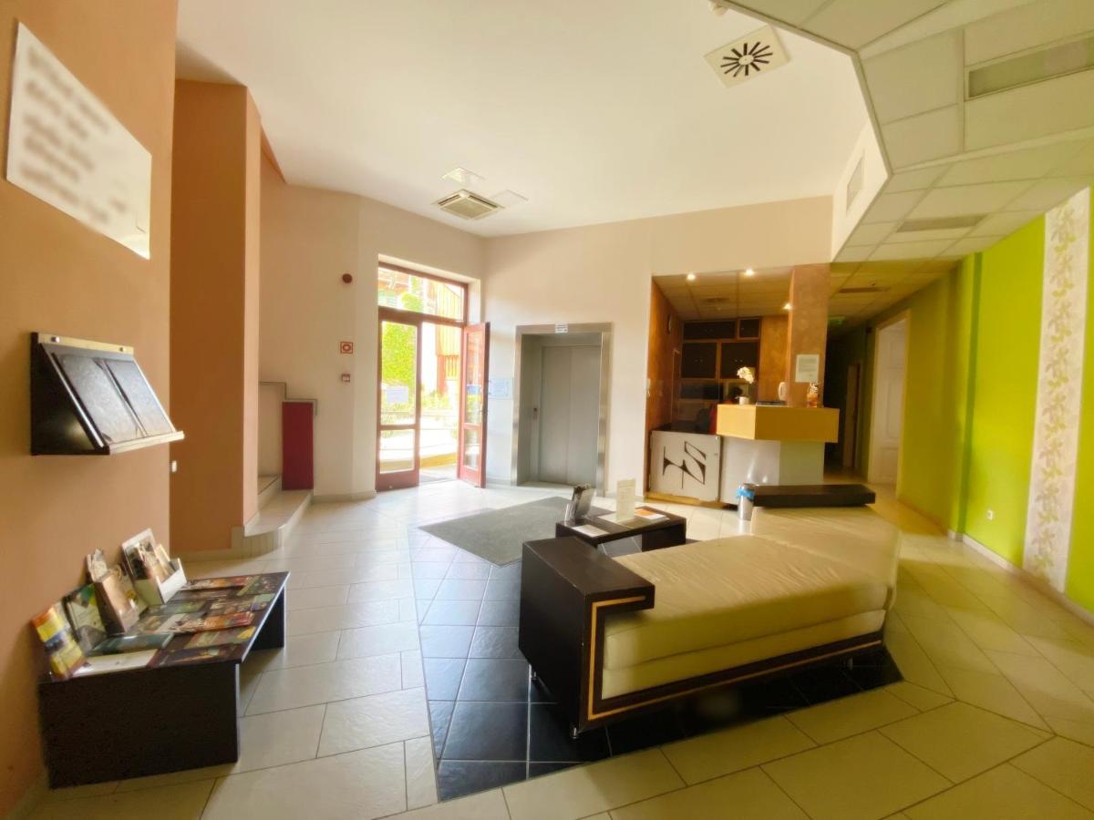 Boutique Hotel Sopianae Печ Екстериор снимка