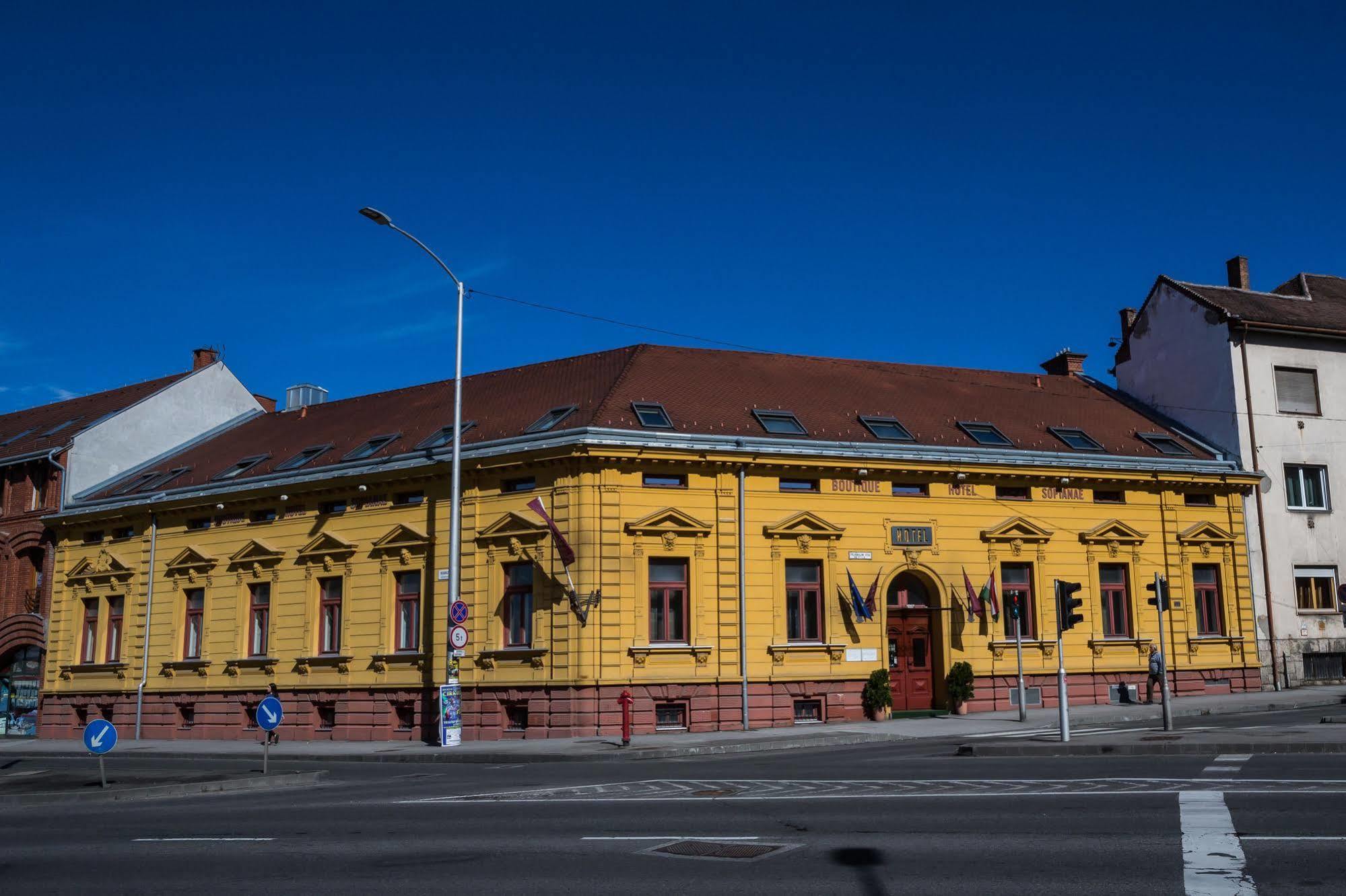Boutique Hotel Sopianae Печ Екстериор снимка