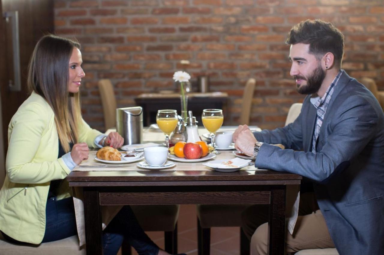 Boutique Hotel Sopianae Печ Екстериор снимка